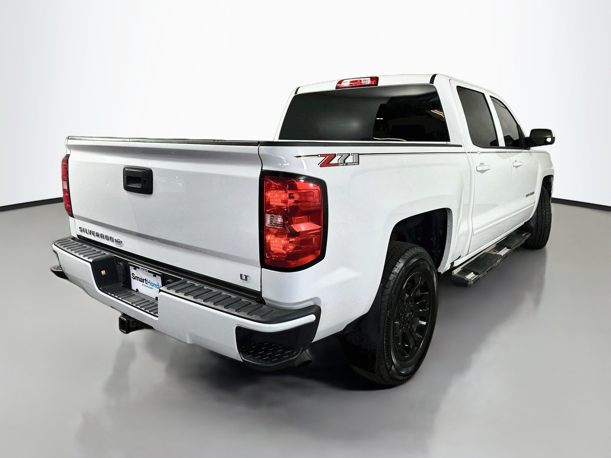 Used 2018 Chevrolet Silverado 1500 LT w/ All Star Edition AWD/4WD image 7