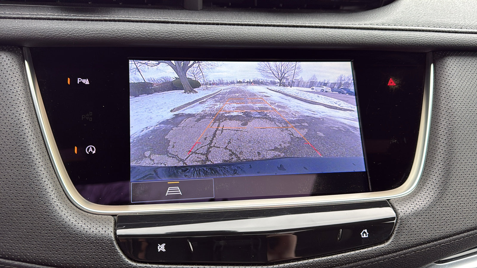 Certified 2025 Cadillac XT5 Premium Luxury image 23