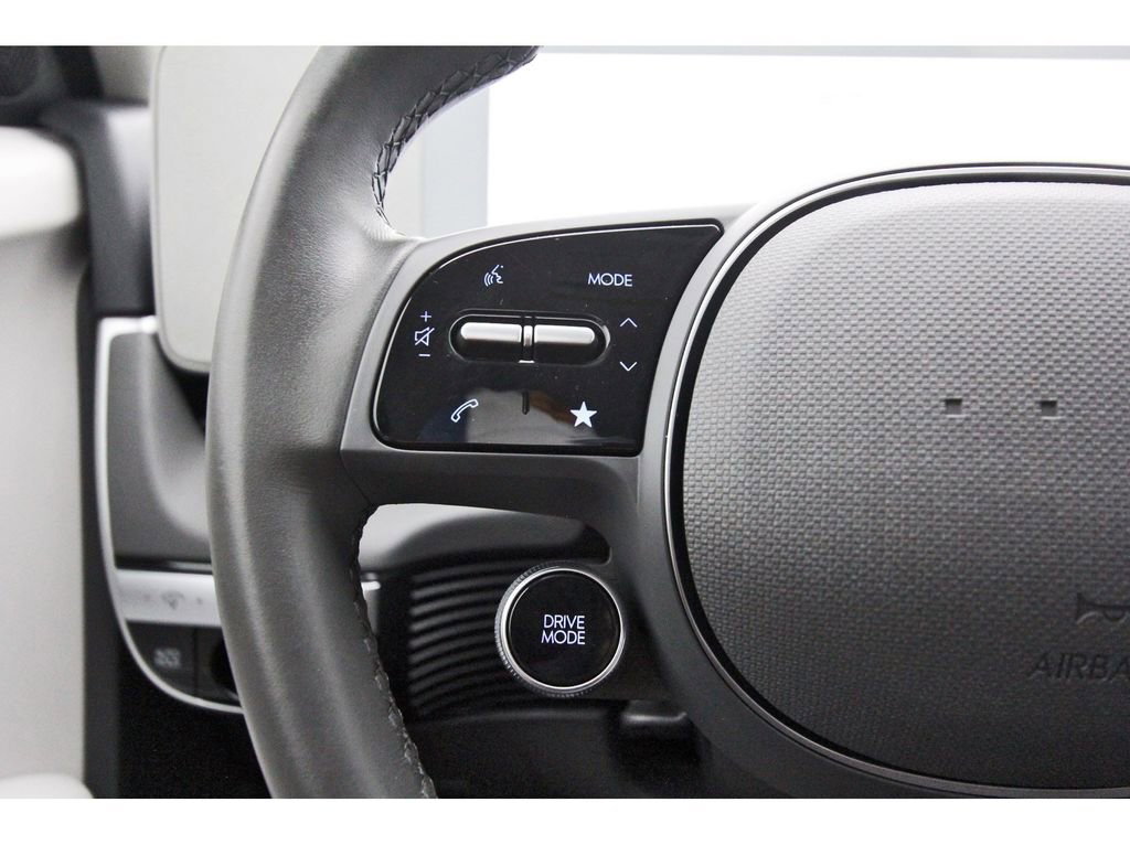 Certified 2024 Hyundai Ioniq 5 SE RWD image 18