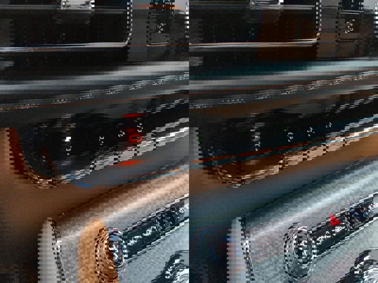 Used 2022 Lincoln Aviator Black Label w/ Dynamic Handling Package image 35