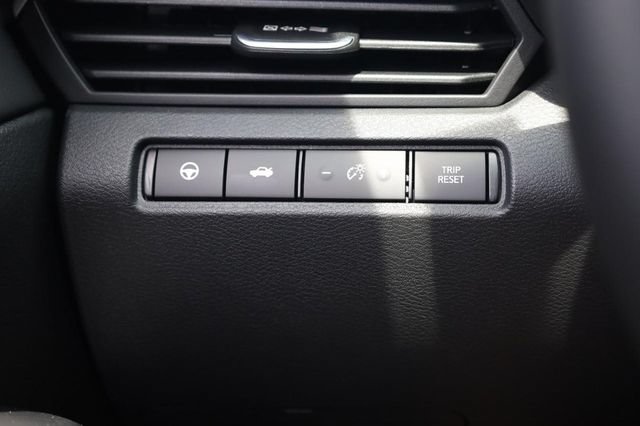 New 2026 Nissan Altima 2.5 SV w/ SV Premium Package FWD image 18