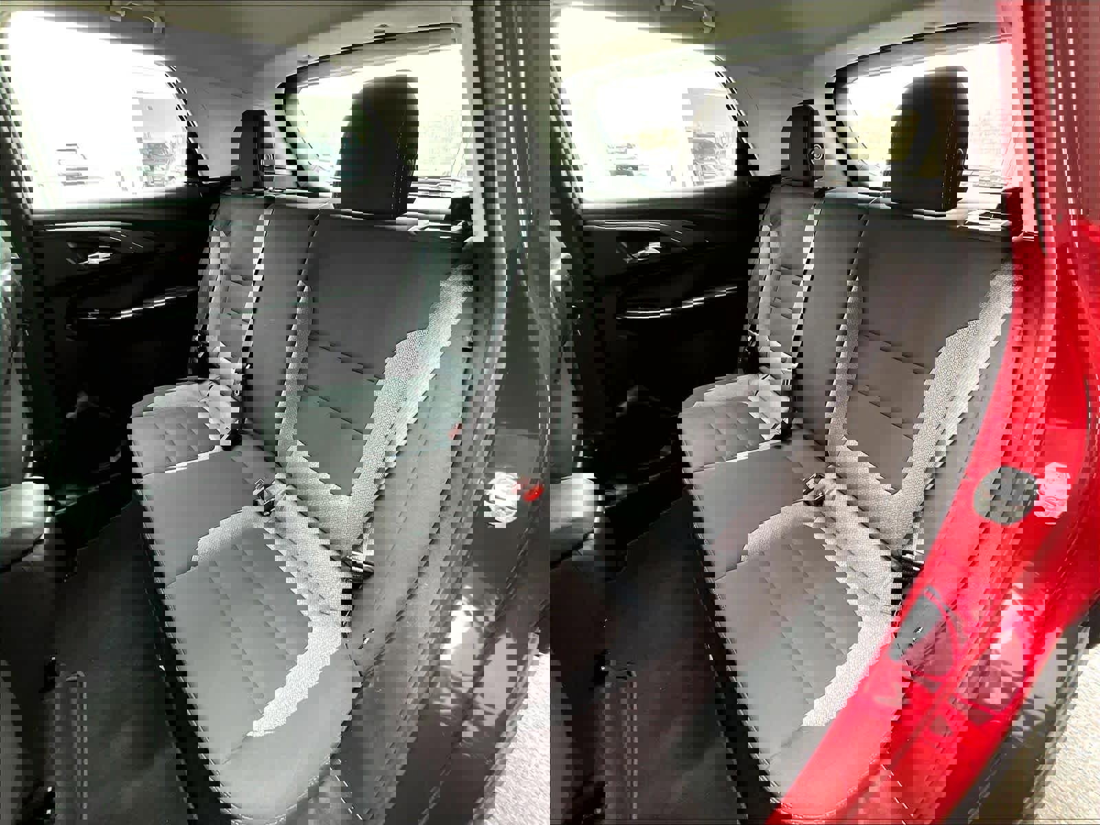 Used 2024 Chevrolet TrailBlazer LS image 15