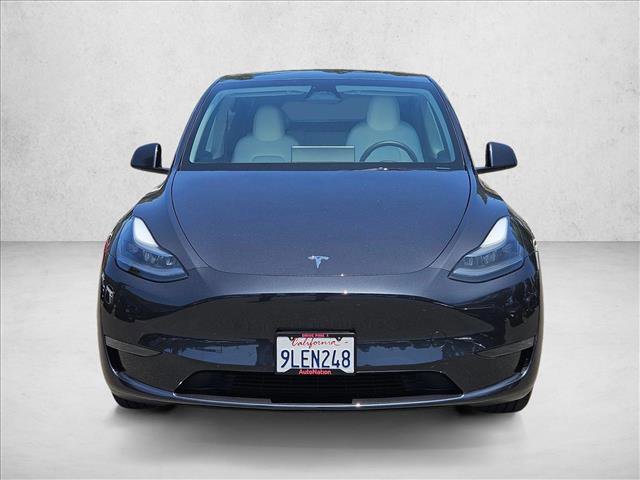 Used 2024 Tesla Model Y 2WD image 2
