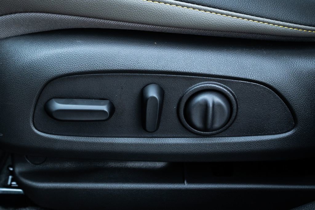 New 2026 Chevrolet Trax ACTIV w/ Sunroof Package image 21