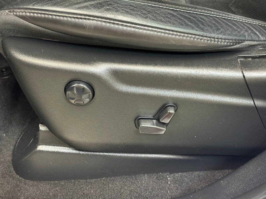 Used 2021 Dodge Durango SRT w/ Technology Group AWD/4WD image 11