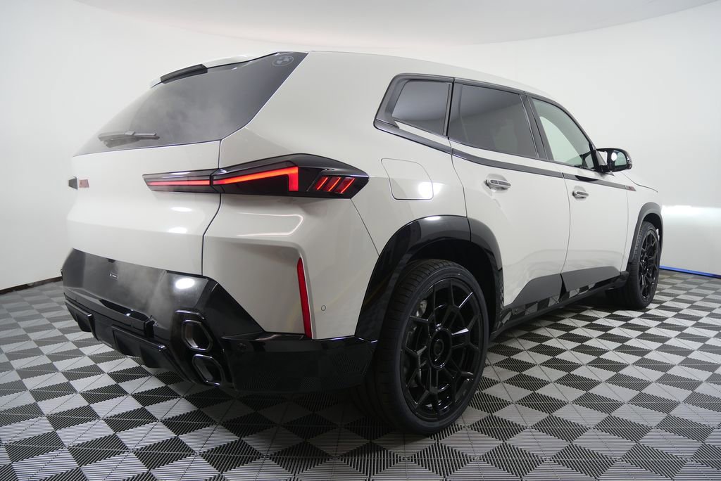 New 2026 BMW XM Label Red image 3