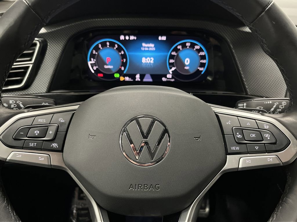 Used 2025 Volkswagen Atlas Cross Sport SEL Premium R-Line image 18