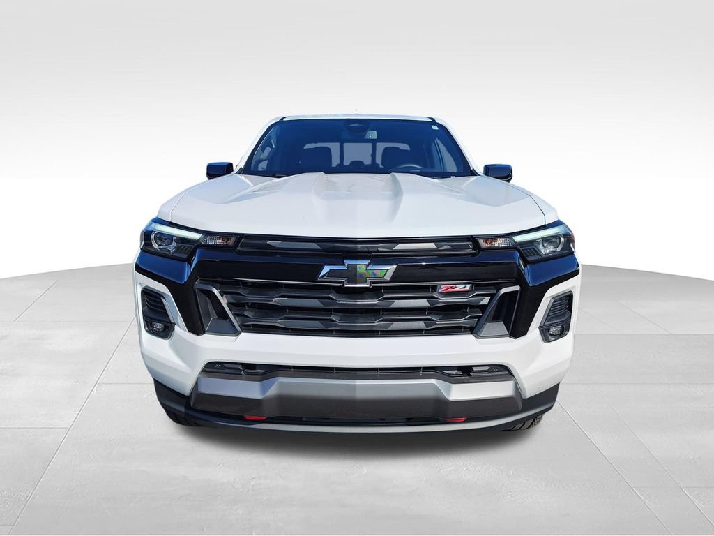 Used 2023 Chevrolet Colorado Z71 w/ Z71 Convenience Package 2 AWD/4WD image 8