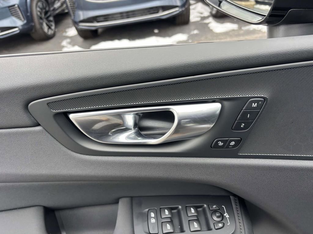 New 2026 Volvo XC60 B5 Plus w/ Protection Package Premier image 12