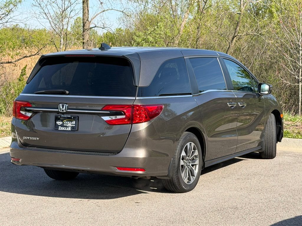 Used 2023 Honda Odyssey EX-L image 4