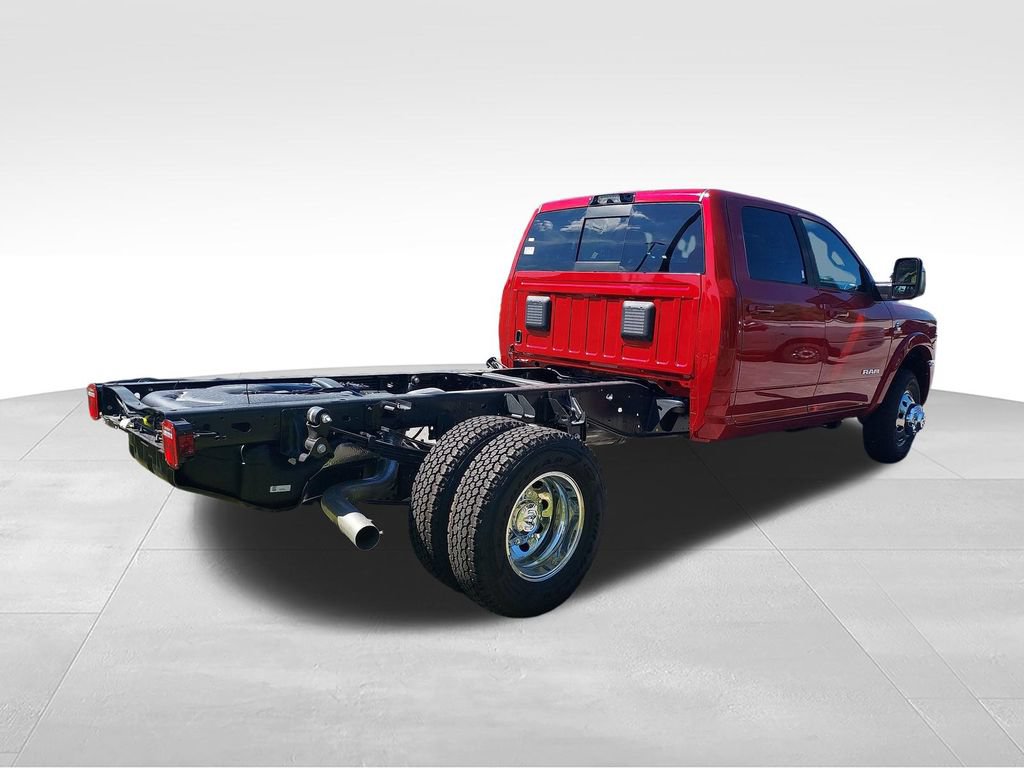 New 2027 RAM 3500 Big Horn w/ Laramie Trim Package AWD/4WD image 5