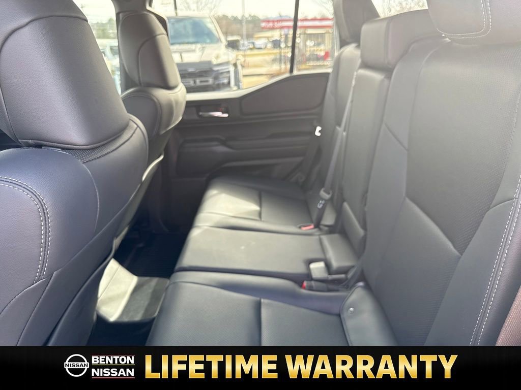 Used 2024 Toyota Land Cruiser image 28