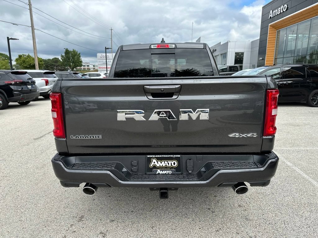 New 2027 RAM 1500 Laramie w/ Laramie Preferred Package AWD/4WD image 8