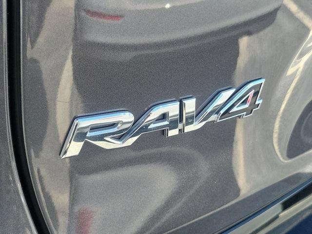 Used 2023 Toyota RAV4 XSE AWD/4WD image 7