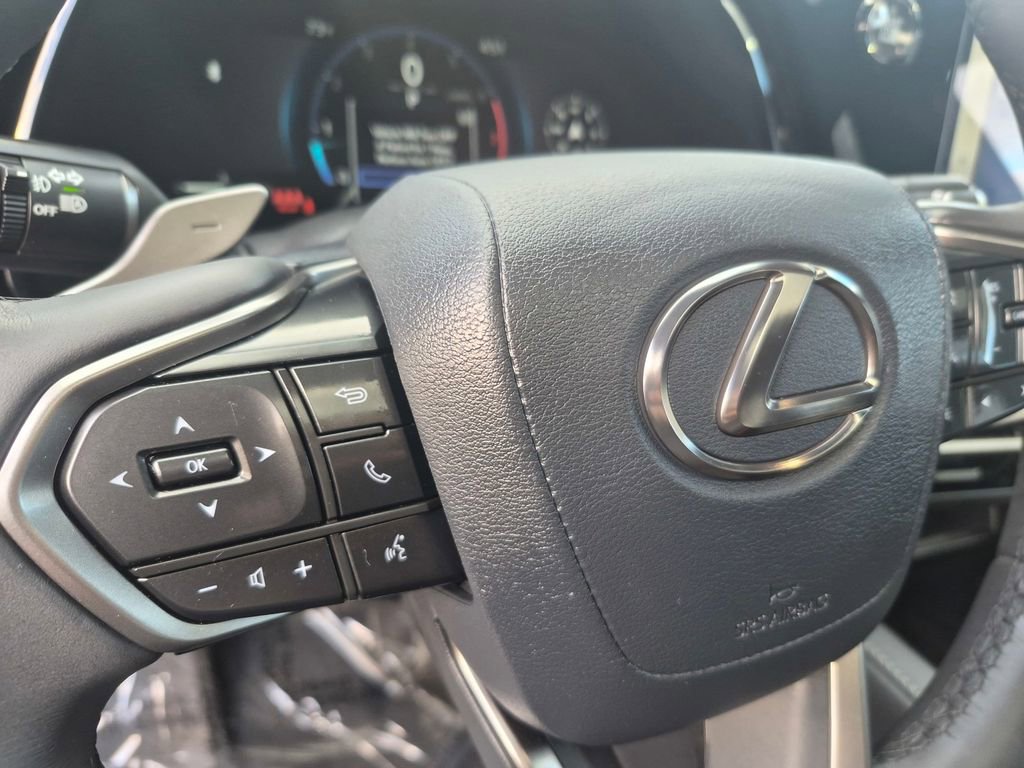 Used 2025 Lexus RX 350 FWD w/ Technology Package image 14