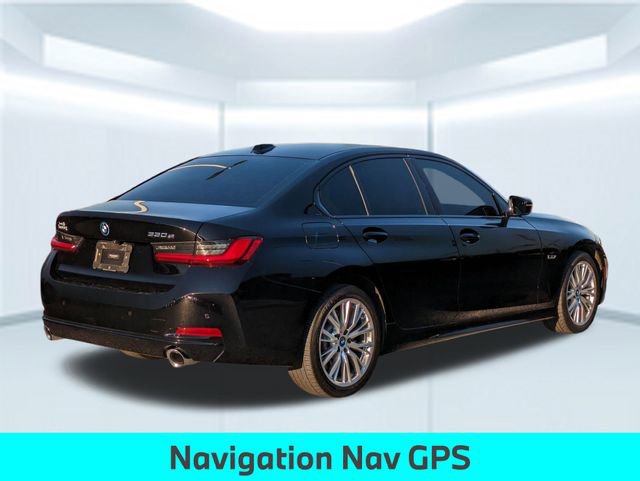 Used 2023 BMW 330e w/ Driving Assistance Package image 6