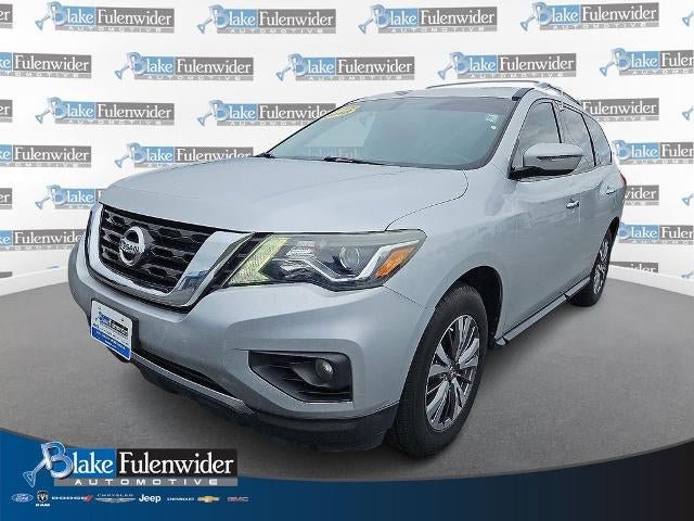 Used 2018 Nissan Pathfinder SV AWD/4WD image 1