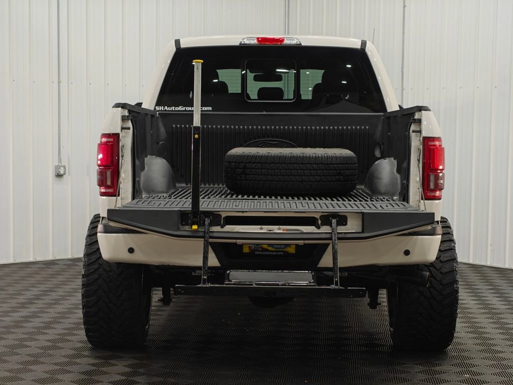 Used 2016 Ford F150 Platinum w/ Equipment Group 701A Luxury image 31