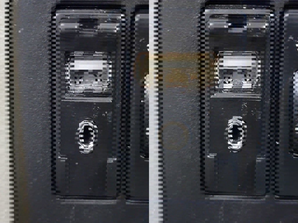 Used 2015 Toyota Sienna XLE Premium image 26