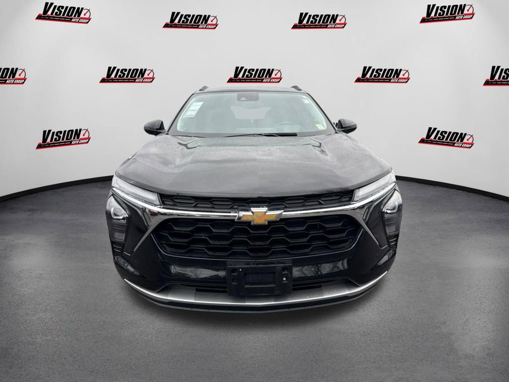 Used 2024 Chevrolet Trax LT video 2