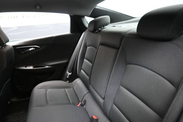Used 2017 Chevrolet Malibu LT FWD image 21