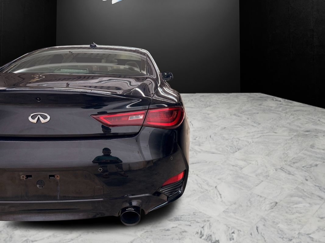 Used 2017 INFINITI Q60 3.0t AWD/4WD image 10
