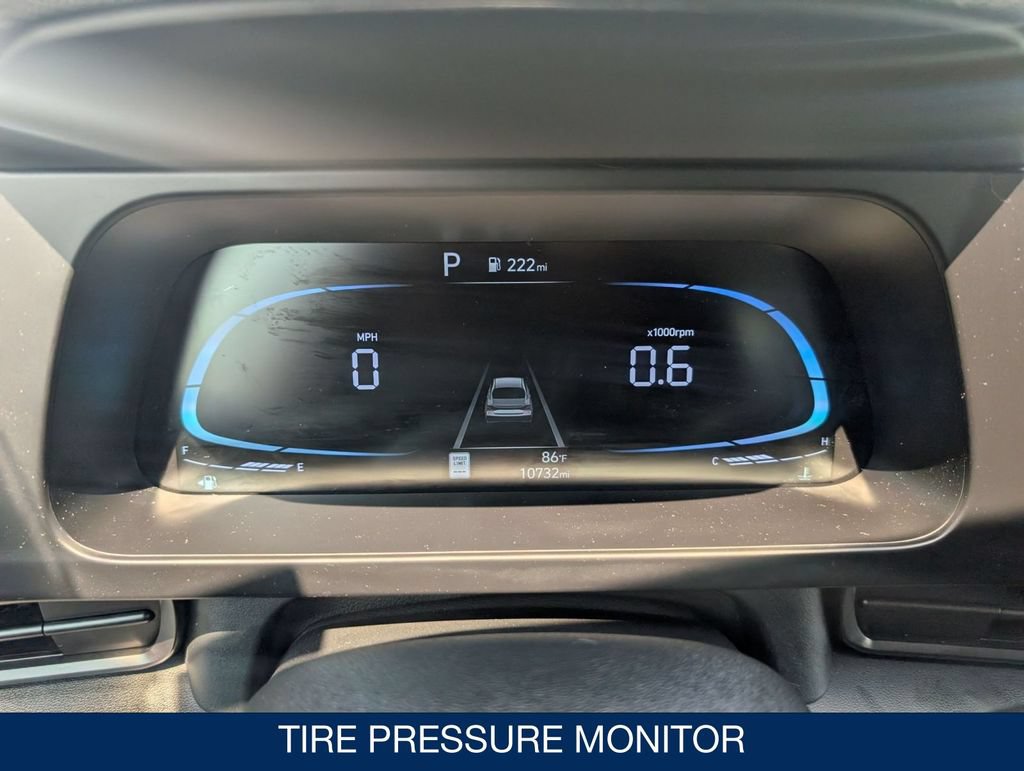 Certified 2025 Hyundai Elantra Sport FWD image 21