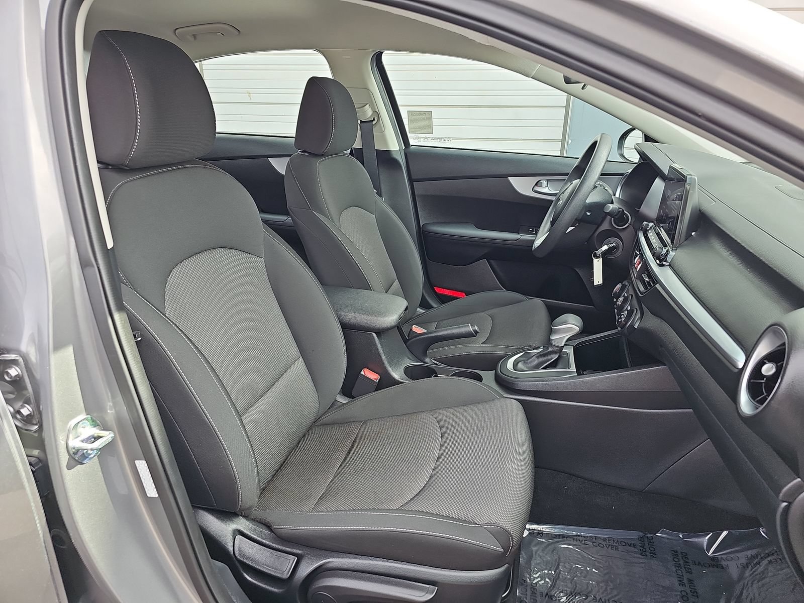 Used 2023 Kia Forte LXS w/ LXS Technology Package FWD image 13