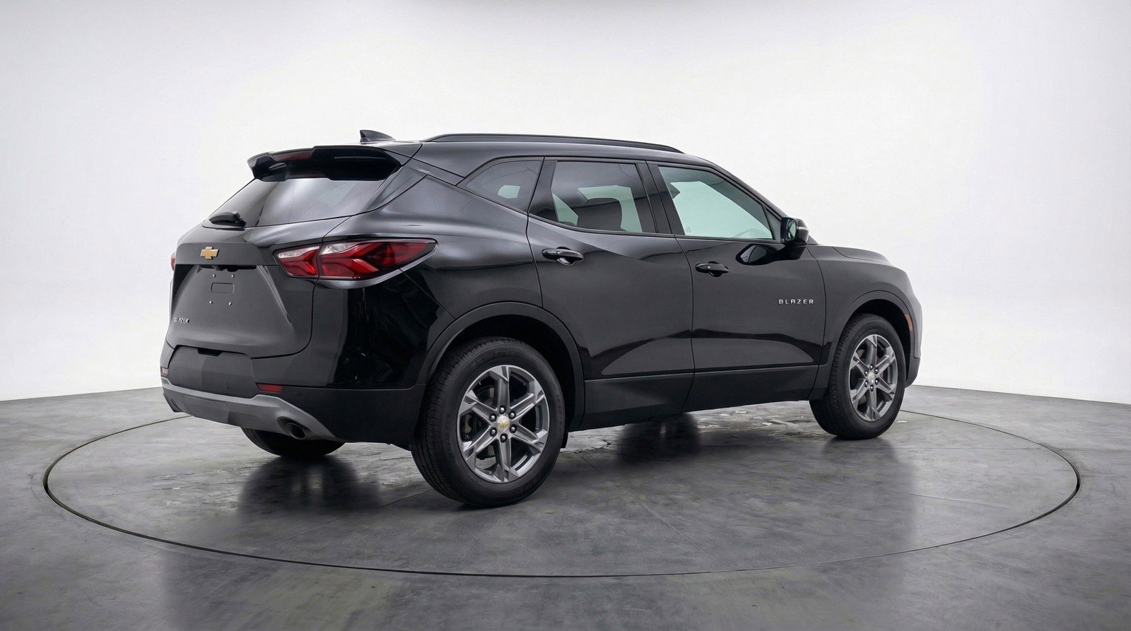 Used 2025 Chevrolet Blazer LT FWD image 10