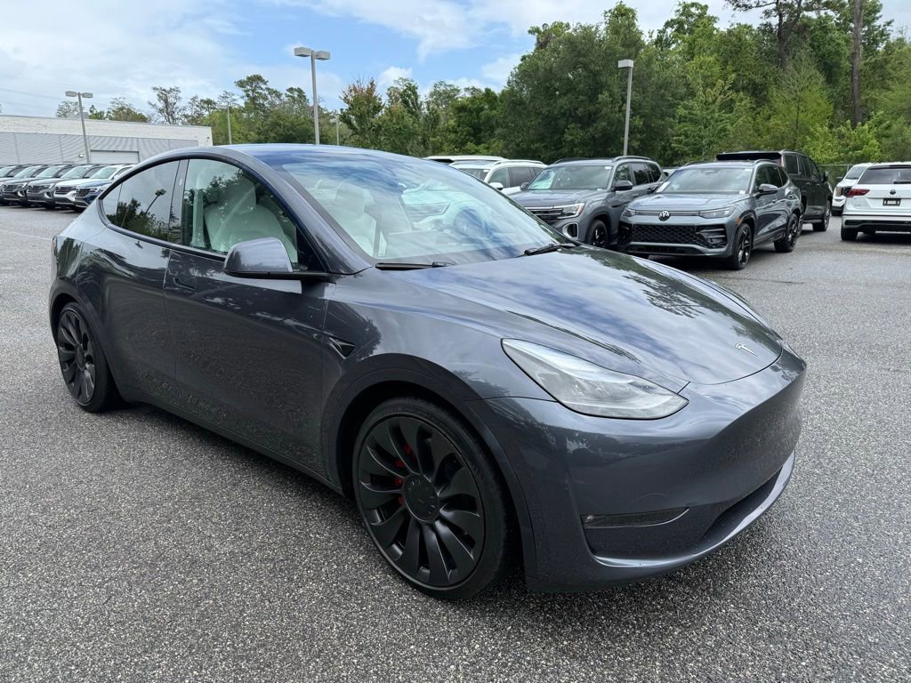 Used 2023 Tesla Model Y Performance image 3