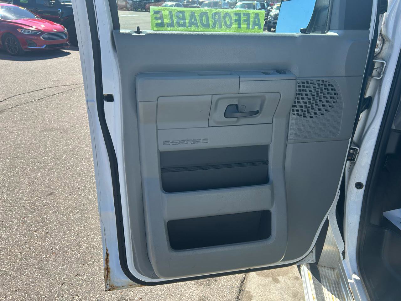 Used 2013 Ford E-250 and Econoline 250 w/ PWR Group image 14