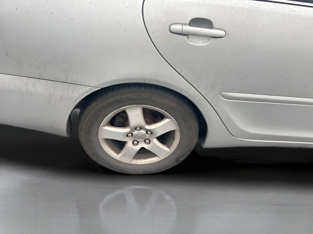 Used 2004 Toyota Camry SE image 13