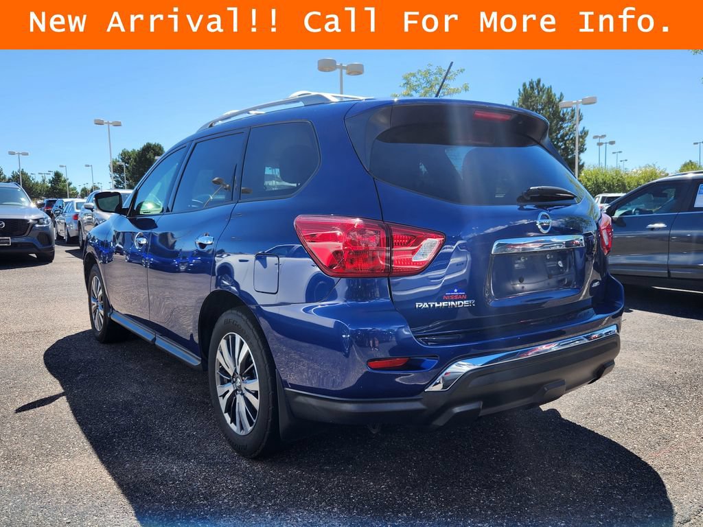 Used 2017 Nissan Pathfinder S AWD/4WD image 5