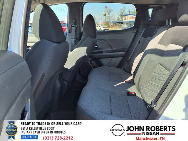 Certified 2025 Nissan Kicks SV image 9