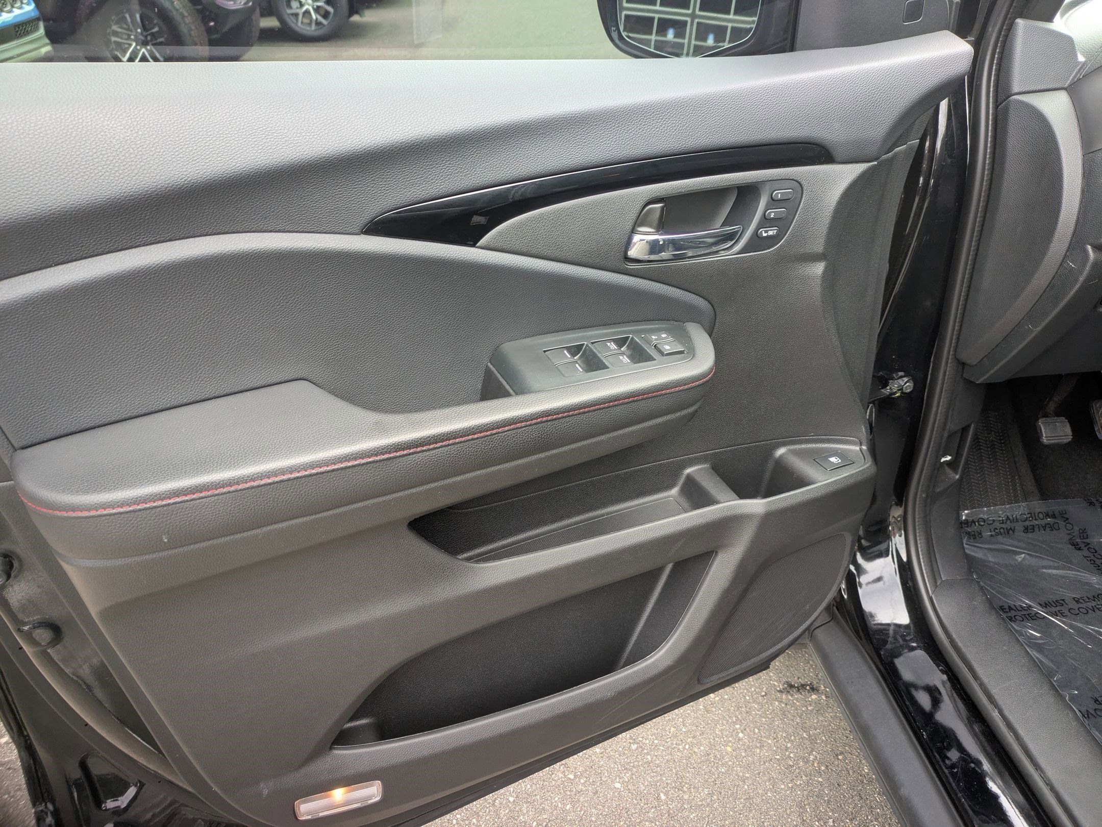 Used 2022 Honda Ridgeline Black Edition image 18