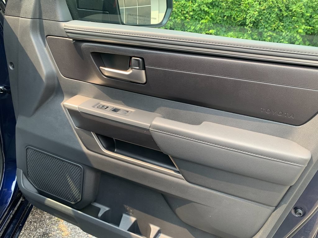 New 2026 Toyota Tundra SR5 AWD/4WD image 18