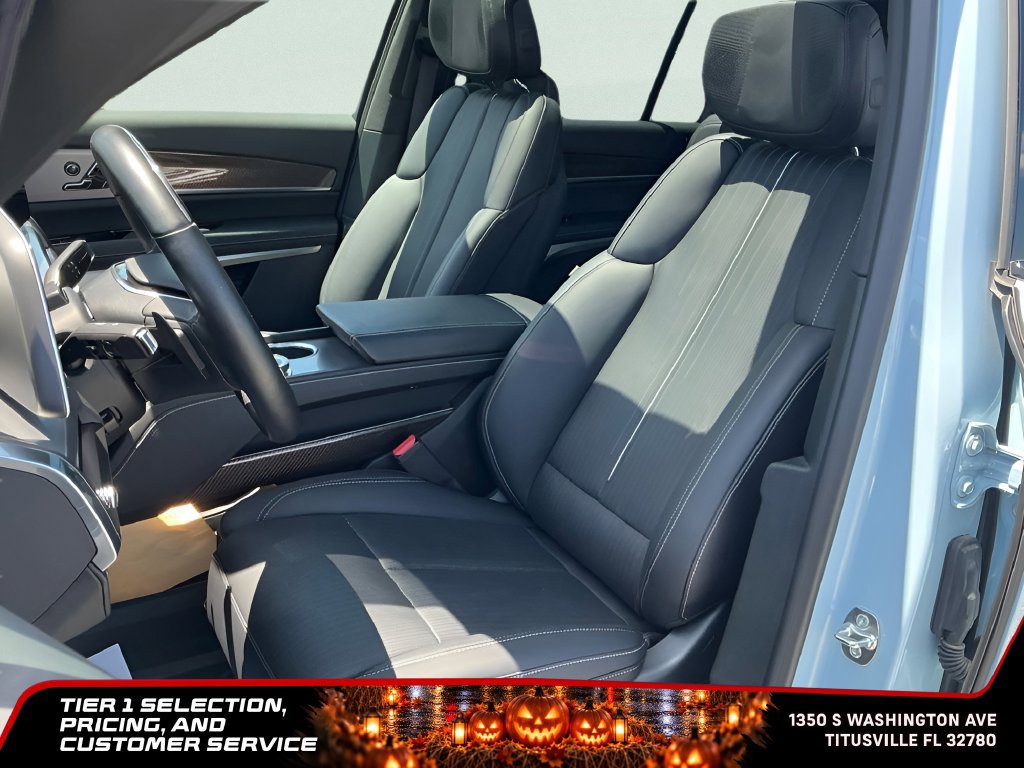Used 2026 Cadillac Vistiq Sport w/ LPO, Floor Liner Package AWD/4WD image 34