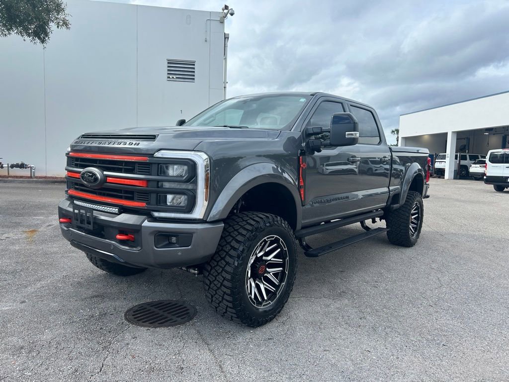 New 2026 Ford F250 Lariat w/ Black Appearance Package