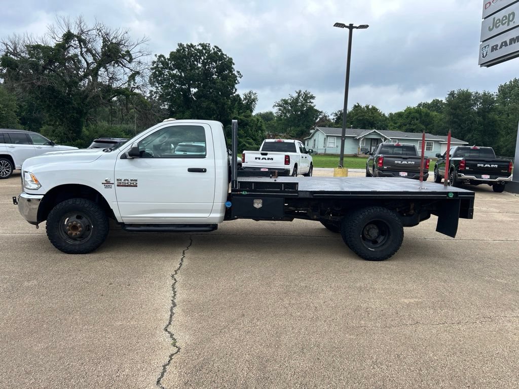 Used 2018 RAM 3500 Tradesman w/ Chrome Appearance Group AWD/4WD image 2