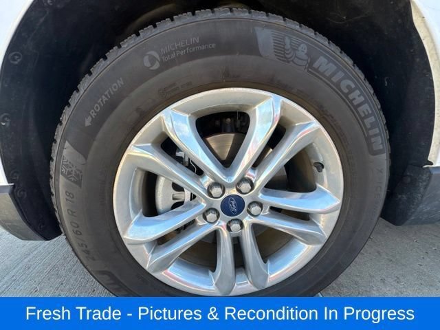 Used 2018 Ford Edge SEL w/ Equipment Group 201A FWD image 11