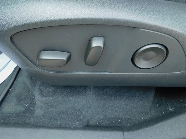 Used 2025 GMC Acadia Elevation image 42