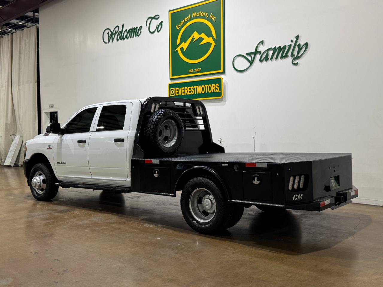 Used 2022 RAM 3500 Tradesman AWD/4WD image 6