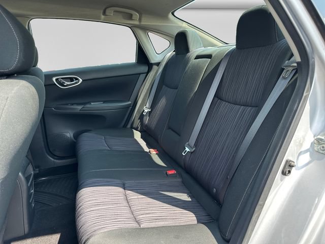 Used 2019 Nissan Sentra SV FWD image 18