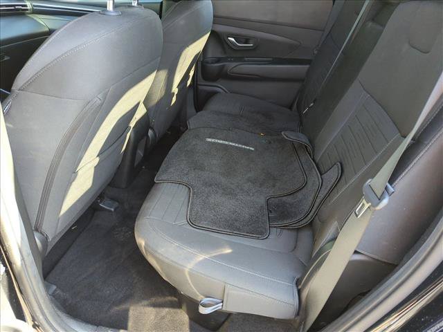 Used 2023 Hyundai Santa Cruz SEL Premium AWD/4WD image 18