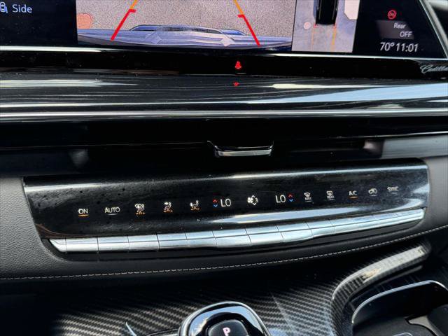 Used 2023 Cadillac Escalade ESV Sport AWD/4WD image 33
