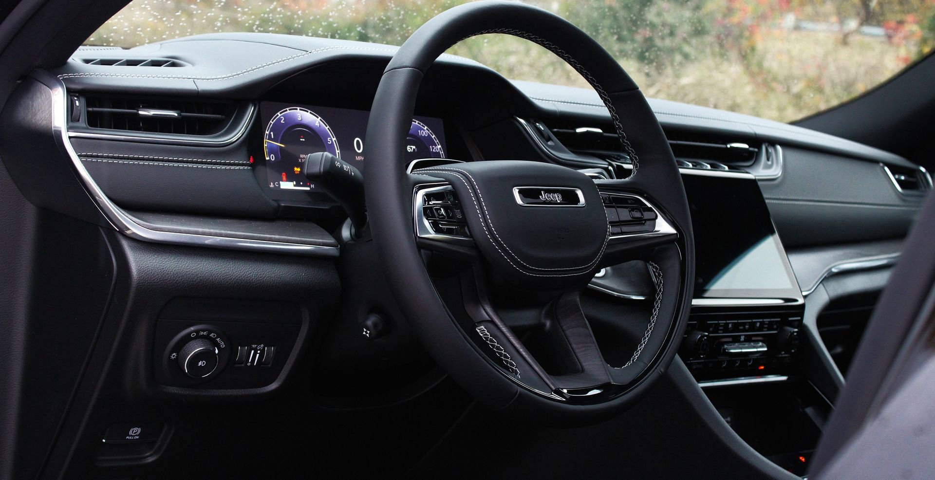 New 2025 Jeep Grand Cherokee L Overland w/ Advanced Protech Group III image 25