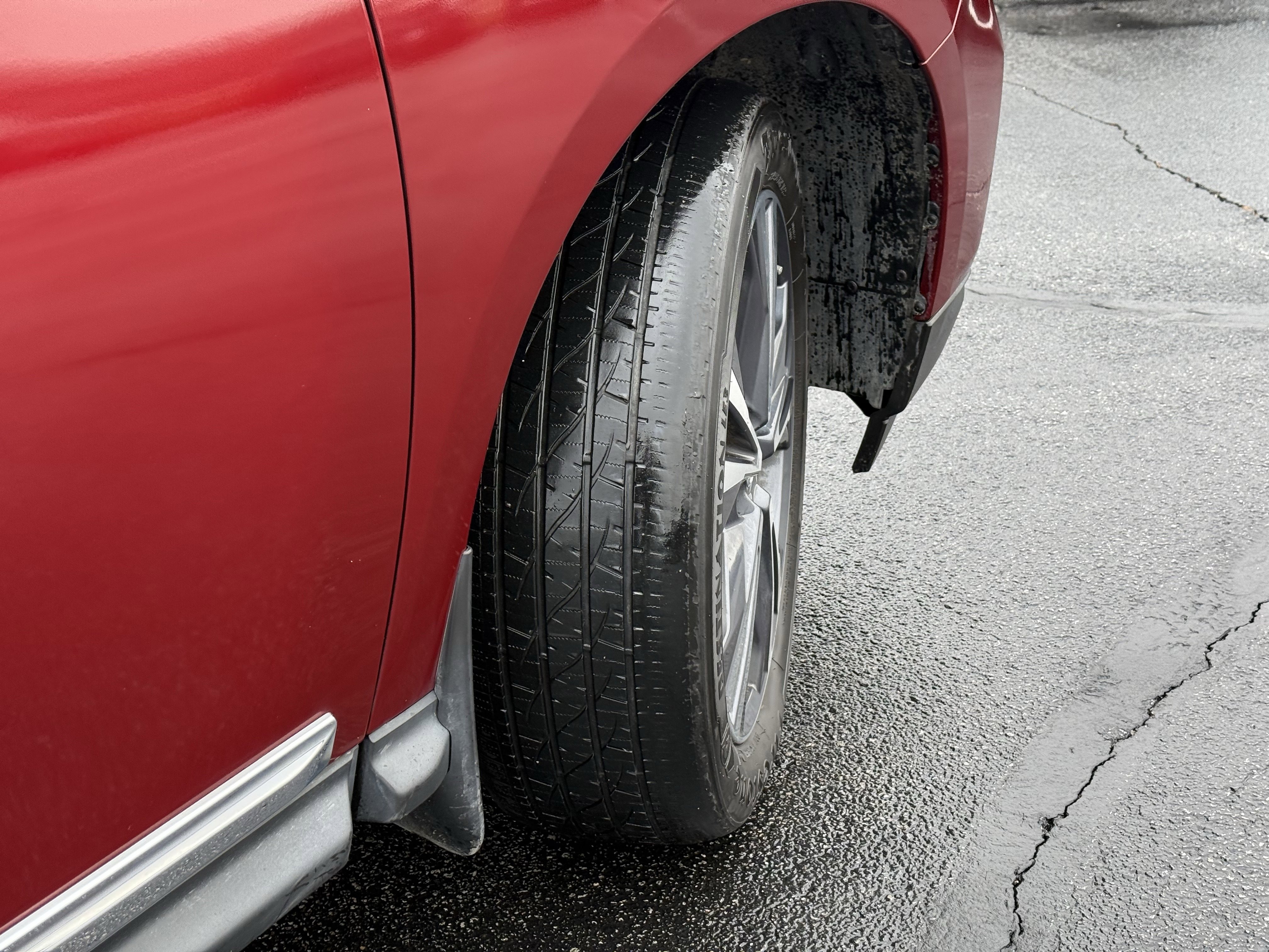 Used 2019 Nissan Pathfinder Platinum image 12