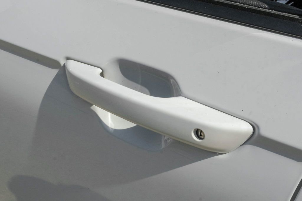 Used 2022 Jeep Grand Cherokee Laredo w/ Luxury Tech Group I image 50