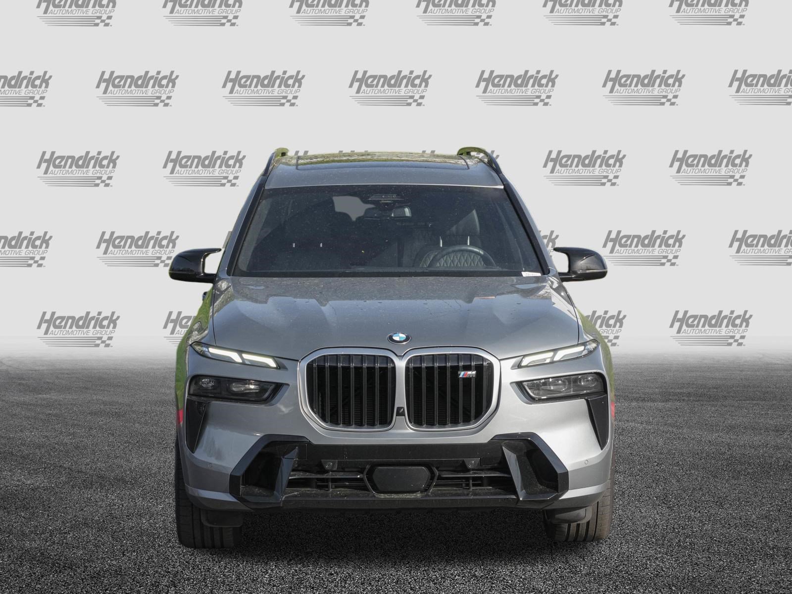Used 2026 BMW X7 M60i image 3