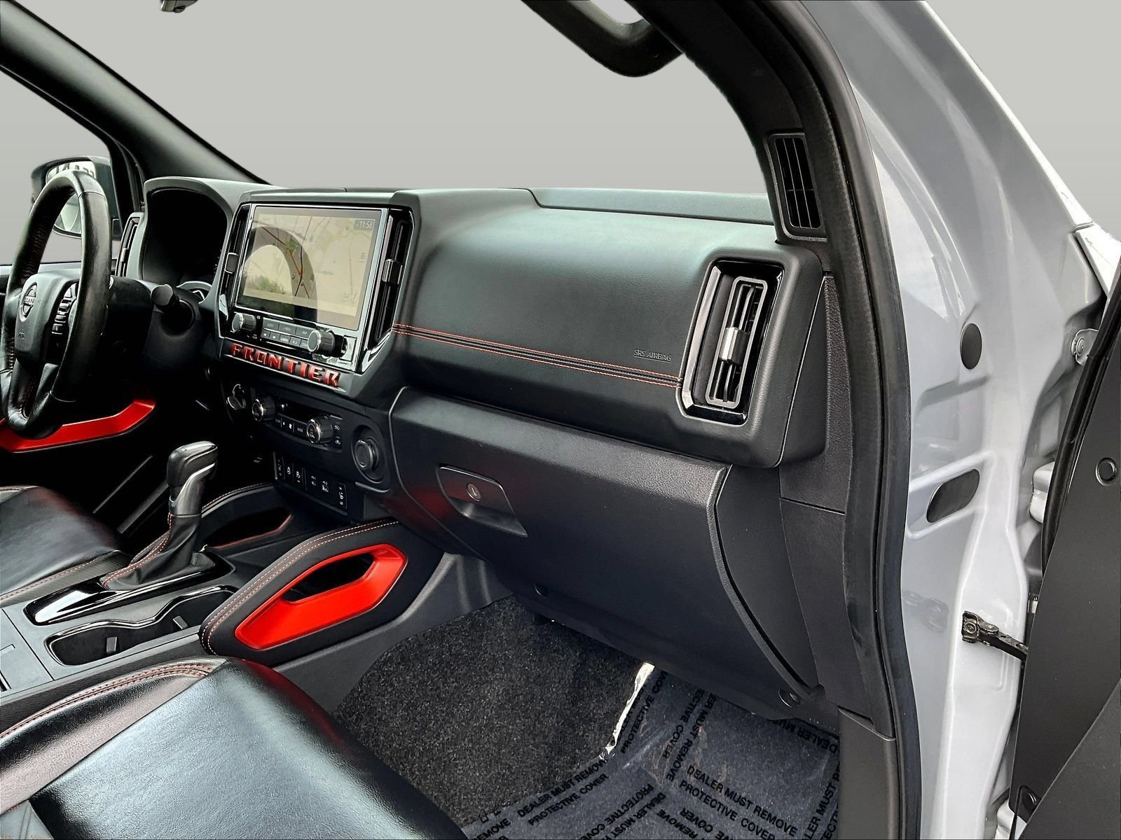 Certified 2025 Nissan Frontier PRO-4X w/ Pro Premium Package AWD/4WD image 30